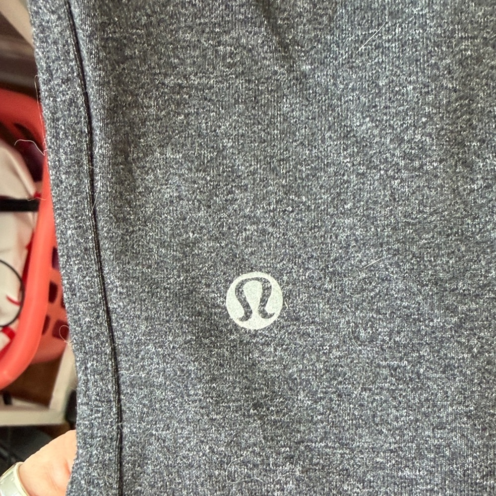 (207)lululemon athletica Men's Black Jogger Pants - Picture 2 of 6